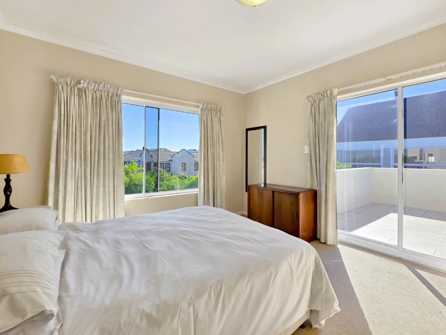5 Bedroom Property for Sale in Bloubergstrand Western Cape
